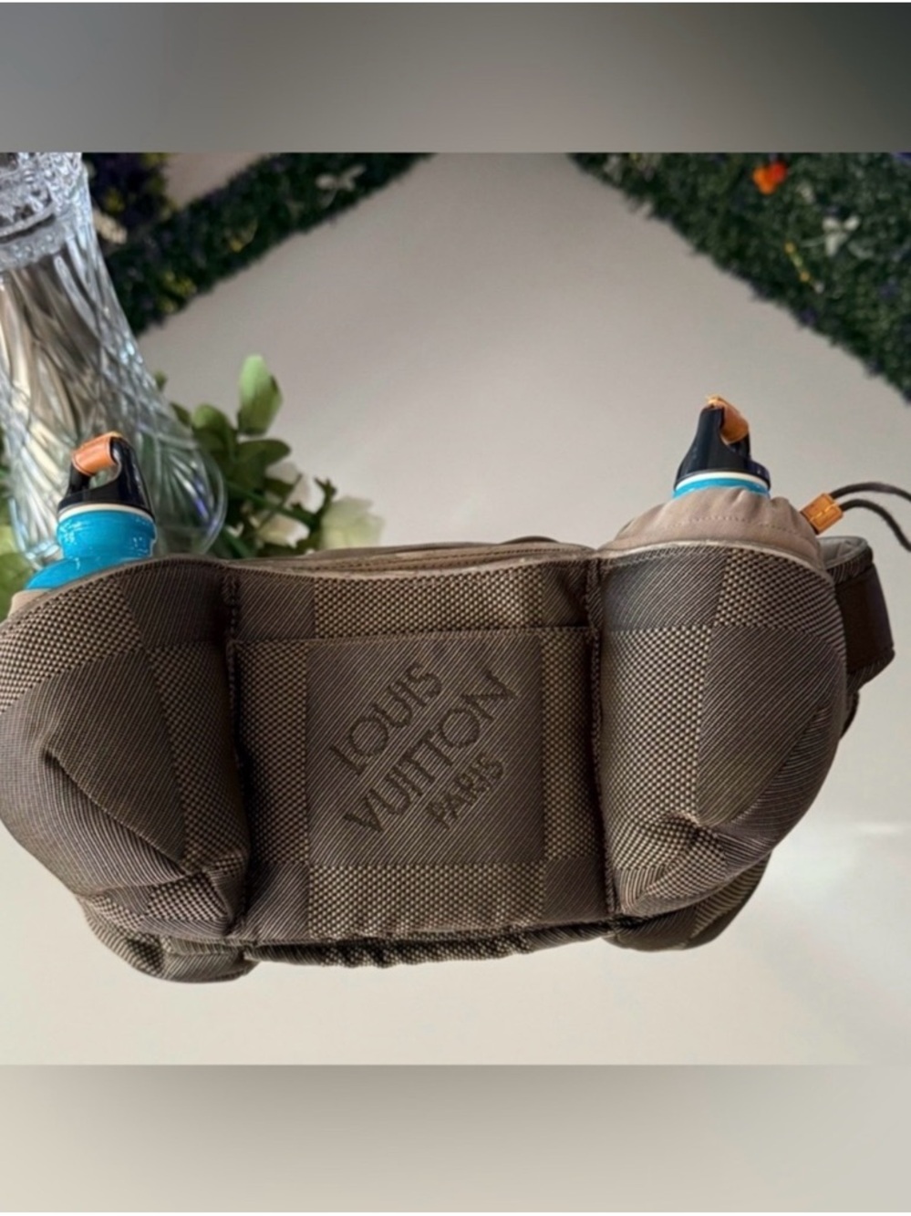 Louis Vuitton Tan/Brown Crossbody Waist Pack - Picture 2 of 15